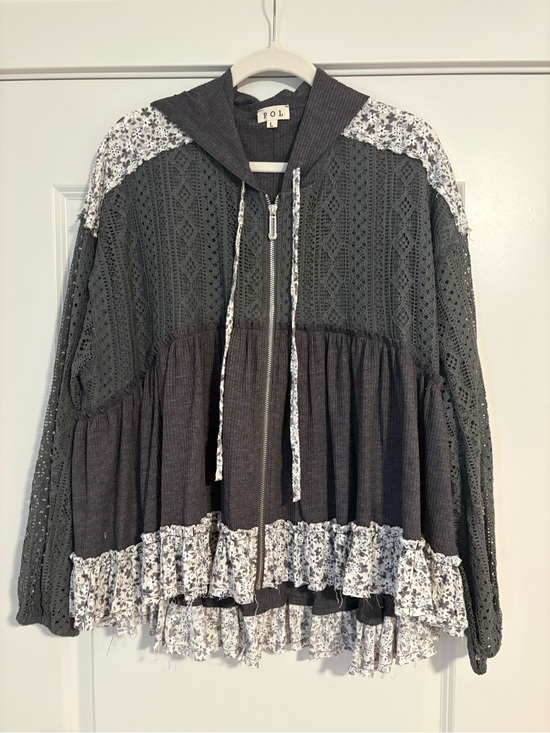 POL Jackets & Blazers - NWOT POL charcoal gray zip hoodie with floral trim